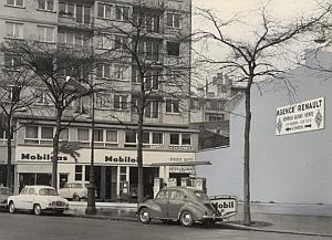 Paris Motor Garage Car Renault old Photomontage 1960