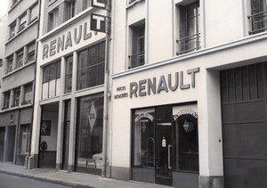 Paris Motor Garage Car Renault old Photomontage 1960