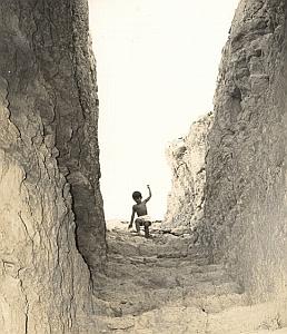 Israel Amiram Young Boy Staircase Old Maziere Photo 1965