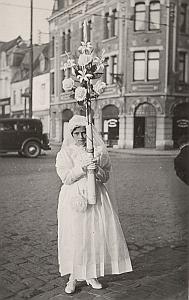 France North Religion Ceremony Fashion Snapshot 1936