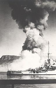 WWII Bataille Navale Anglo-Française de Mers el Kébir Début du bombardement Photo juillet 1940