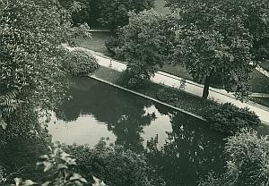 Buttes-Chaumont Park Paris France Old Photo 1965