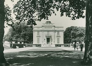 Chateau de Bagatelle Paris France Old Photo 1965