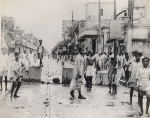 India Calcutta Rioters & Police Clash Old Photo 1952