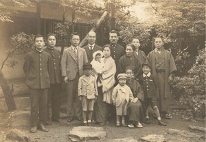 Portrait Family Group Fashion Japan Sendai old Photo 1910