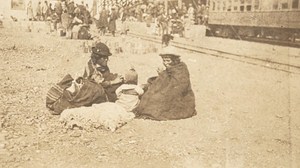 Bolivia La Paz Indian Women Railway ? Old Snapshot Photo 1910