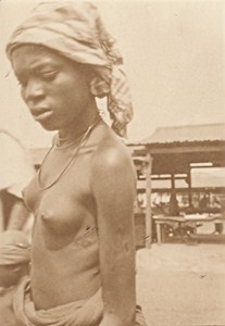 Niger Niamey Market Scene Nude old Snapshot Photo 1929