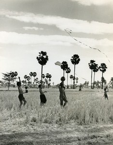 Kite Portrait Sinoun little Cambodian Old Photo Wertheimer 1968