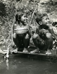 The Bath Sinoun little Cambodian Old Photo Wertheimer 1968