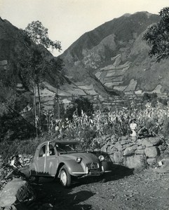 Deux Chevaux Citroen Micias Children of Andes Ecuador Old Photo Beauvais 1965