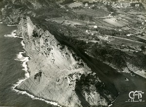 Rocks Sea Borders France Old Aerial Photo 1930
