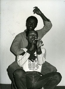 Percy Mtwa & Mbongeni Ngema dans Woza Albert Theater News Photo 1980