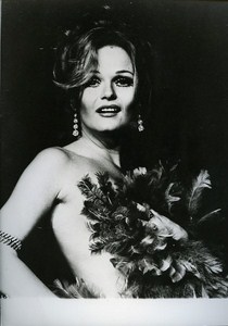 US Actress Valerie Perrine Sex Symbol Cinema News Photo 1980