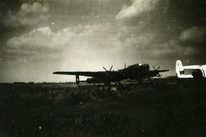 Kenilworth Flying Schools Avro 694 Lincoln Plane Old Snapshot 1949