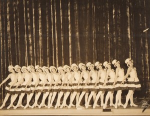 USA New York Globe Theatre Criss Cross Tiller Sunshine Girls ancienne photo White 1926