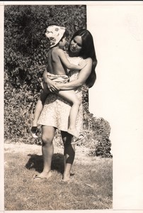 Israel Amiram Young Boy & Mother? Old Maziere Photo 1969 #1