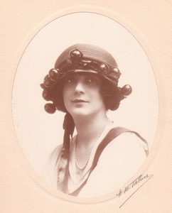 France Paris Mode Feminine Chapeau Mlle Le Guevel ancienne Photo Talma Henri Manuel 1920's