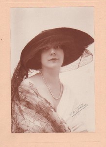 France Paris Mode Feminine Chapeau Mlle Le Guevel ancienne Photo Talma Henri Manuel 1920's