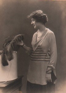 France Paris Mode Feminine Chapeau Plumes Mlle Le Guevel ancienne Photo Henri Manuel 1920's