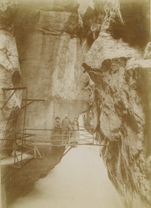 France Gorge Bridge unknown Location Family Portrait Amateur Photo Scrive 1900