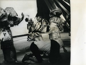 France Avignon Festival Red Buddha Japanese Folk Dance Old Photo 1972