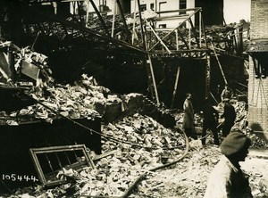 Paris Street Faubourg du Temple Aerial Raid Aircraft Gotha Photo Branger 1918