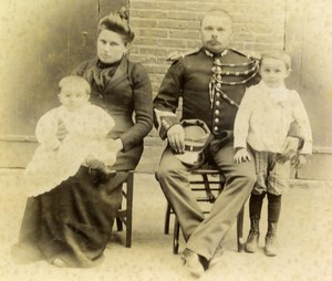 France Melun Gendarme in Uniform & Family Children Caland Old Photo 1890