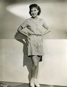 Jean Parker wearing a set of sport fabric tiles MGM Photo 1932