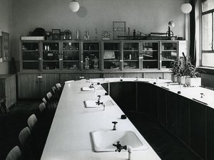 Poland Silesia Bytom Szkola Podstawowa Science Classroom Old Photo 1970