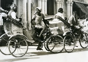 India scene from everyday life Cycle Rickshaw Drivers Old photo 1960