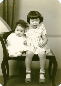 USA Hawaii Honolulu Japanese Children Baby Traditional Fashion Old Photo 1948