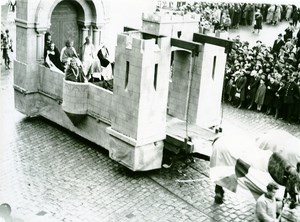 France Lille Great Historical Parade Adele de France Old Photo Echo du Nord 1932