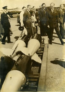 United Kingdom Farnborough Sir Anthony Eden Bombs Old Photo 1955