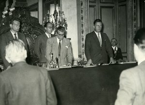 France Paris Palais Royal Conseil Economique Striking Rights Old Photo 1947