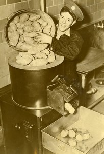 USA Saint Louis Military Potato Peeling Duty Made Easy Old Photo 1930
