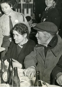 France Paris Charity Salvation Army Christmas Eve Meal Old Photo 1948