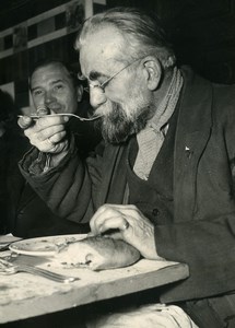 France Paris Charity Salvation Army Christmas Eve Meal Elderly Old Photo 1948