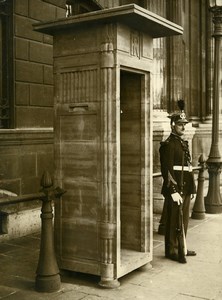 France Paris Concrete Sentry Box Elysée Presidential Palace Old Photo 1934