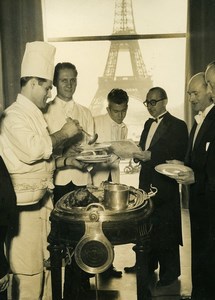 France Paris Chefs working for the UN Eiffel Tower Old Photo 1948