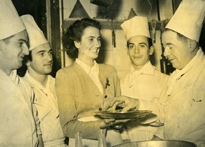 France Paris Salle Iena Antoinette Payen elected Miss Cordon Bleu Old Photo 1948