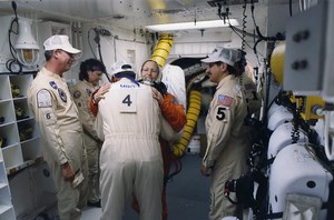 USA Space Astronaut Marsha Ivins STS-98 Space Shuttle Atlantis NASA Photo 2001