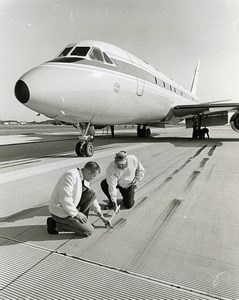 USA Wallops Island Engineer Horne & Yager Research Runway Old Photo NASA 1968