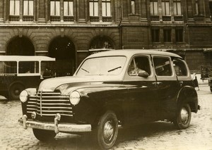 France Automobile Car New Cab Taxi Renault Type 85 Old Photo 1950