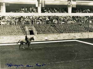 London Olympia Horse Show Dressage Lieutenant Lavergne & Needle Old Photo 1938