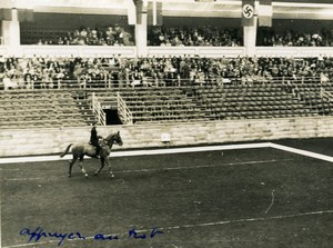 London Olympia Horse Show Dressage Lieutenant Lavergne & Needle Old Photo 1938