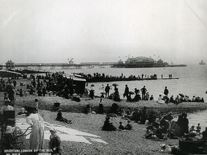 United Kingdom Brighton London by the Sea Beach Families Old Photo 1900