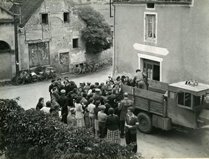 France Brugheas Parisian Children Refugees Old Photo Trampus October 1940?