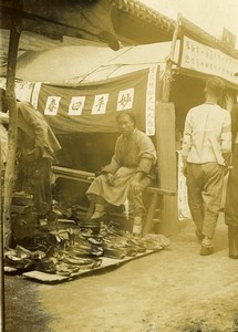 Chine Shanhaiguan scene de rue animée le cordonnier ancienne Photo 1906