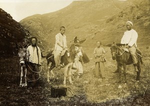 Chine Shanhaiguan Sur la route du Temple Qixia Groupes et Anes ancienne Photo 1906