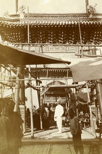 Chine Tianjin Tien-Tsin Tientsin Bernard Loup dans une rue commercante ancienne Photo 1906